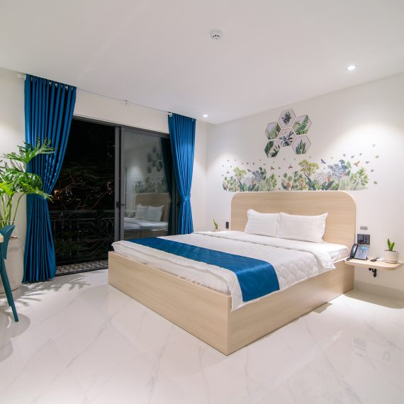 Deluxe Suite (B11)