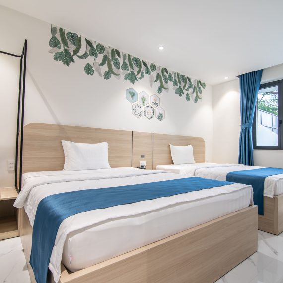 Twin Room (B12)