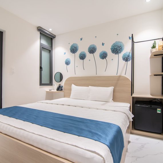 Superior Room (B12)
