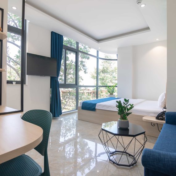 Deluxe Suite Room (B15)