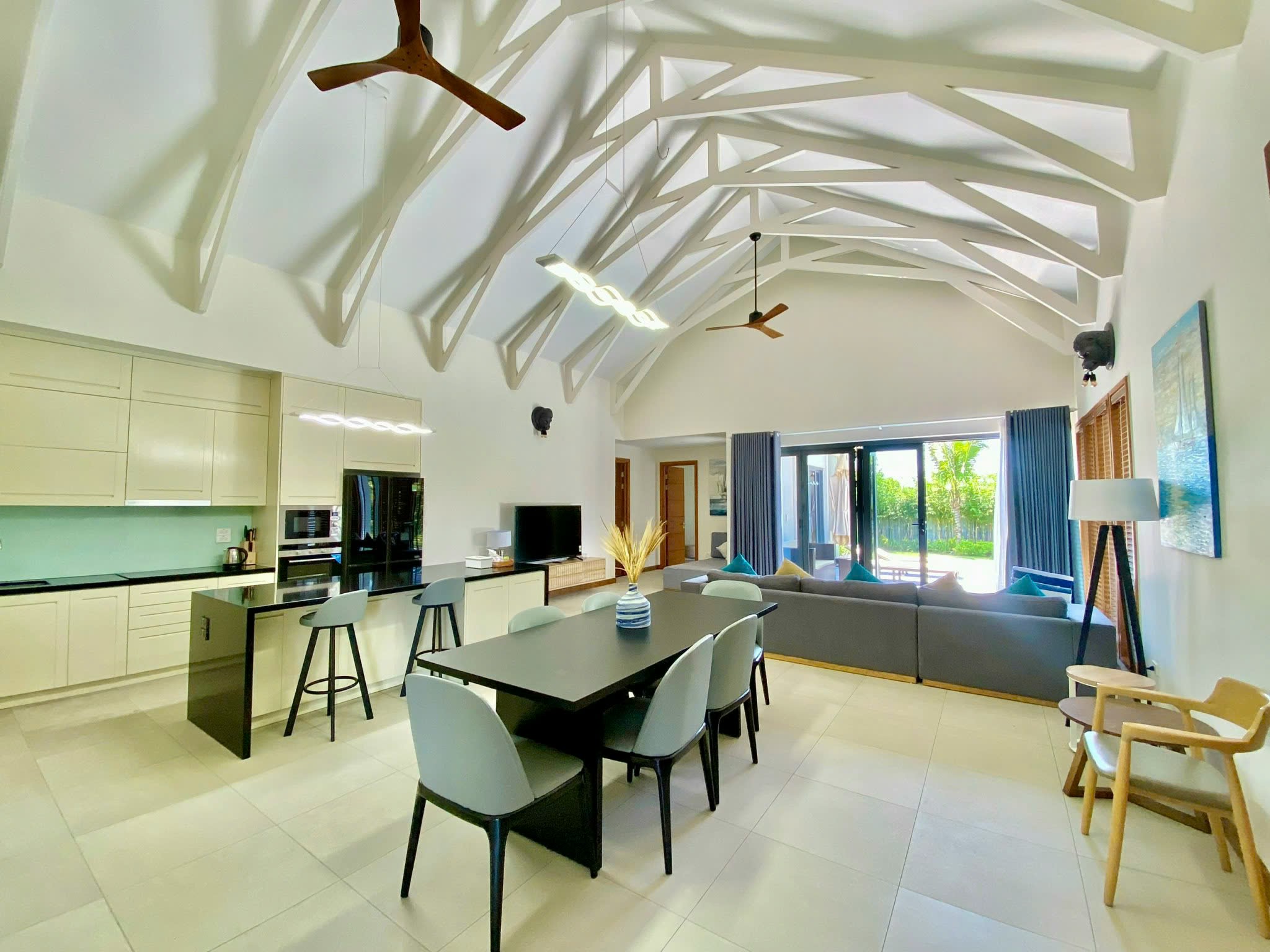 5773e663c59a4bc4128b